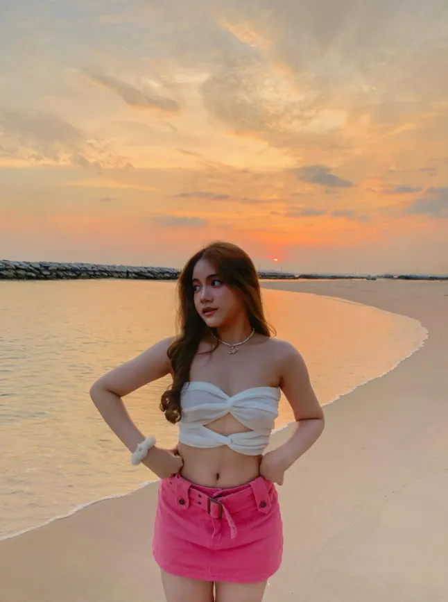 น้องคฑากรมือทอง onlyfans